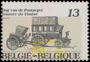 N° 2322-Cu 'Dag vd postzegel, postkoets' met STERK verschoven kleuren (met vergelijkingszegel), zm.