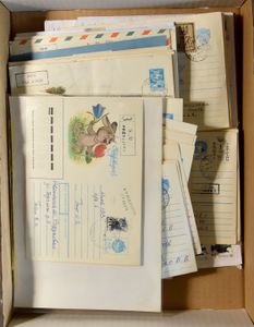 Interessant geheel, overwegend briefkaarten, w.o. met omgekeerde opdruk, m/ntz (74 stuks)