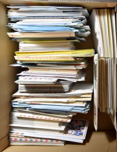 Wereld landen A... Z, merendeel ongebruikte postwaardestukken, 100den ex.