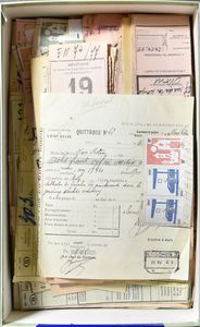1923/1993, fragmenten van SP-vrachtbrieven, in schoendoos, zm/m.
