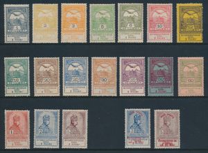 N° 106/122 * en 140/41 **, n° 119 met gomplooi, n° 120 met kort tandje, zm/m (Yv. €246)