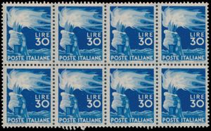 N° 702A '1947 Fakkel 30 L blauw' (Blok van 8), zm (Mi € 3.600)