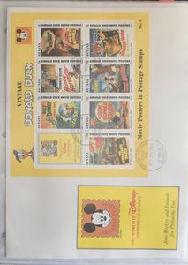 DISNEY : Collection de 55 FDC et MK, incluant le thème de la timbre-poste, joli ensemble.