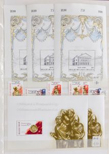 1919/2008 Samenstelling + voorraad in 4 insteekboeken en 1 album, overwegend nominaal, inclusief boekjes, combinaties uit boekjes, blokken, zm/m