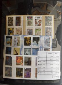 1977/2014 Uitgebreide samenstelling in albums, boeken, mappen, jaarboeken, zm (Frankeerwaarde: €6.107)