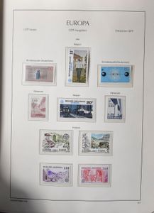 1956/2000, volledige verzameling in 3 Leuchtturmalbums (slechts 3 reeksen van 1956 met *), Luxemburg 1956**, (Mi € 7.900)