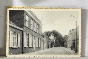 Eernegem and Koekelare, various village views, ‘Greetings from…’, etc., modern cards, all small format (15 items)