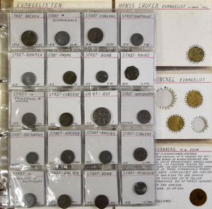 MUNTEN: Diverse items, rekenpenningen, oude munten, noodgeld (+200 stuks)
