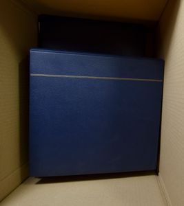 Safe, 5 ringbanden Spanje met bladen tussen 1950/1997 (onvolledig!)