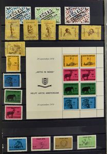 Stadspost uitgebreide verzameling in insteekboek met veel mooi thema, zm
