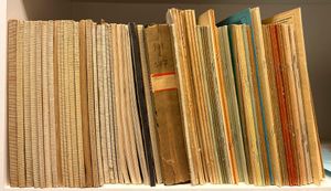Les feuilles de marcophilies, a collection of hundreds of items; see photo online