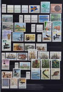 Faeröer (1975/2006), Aland (1984/2019) en Man (1973/1990), verzameling in 2 insteekboeken, zm