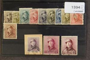 1918/1928 Samenstelling diverse uitgiften op 38 insteekkaartjes, waarbij Helm 