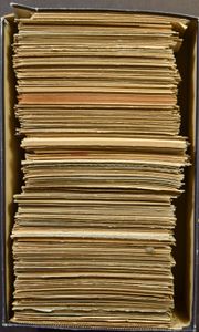 Diverse items en wat thema, alle klein formaat (+/-700 stuks)