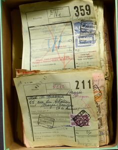 1950/1951, 1000 postcolli formulieren waarbij veel verschillende stationsstempels, frankeringen en militaire colli, zm/m
