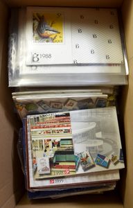 1988/2005 Voorraad in 52 filateliemapjes, vele jaren x4, BEF 38.220, €886, 294 X ZWB, 84 X ZWE, zm