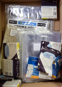 Plastiek bladen, w.o. Leuchtturm Optima + andere merken en zelfklevende fotohoekjes