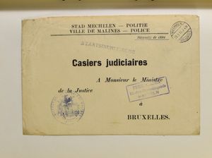 Brieven eerste wereldoorlog, met enkele honderden brieven in twee albums, veel verschillende censuur, met documentatie, mooie verzameling, zm/m