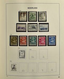 1950/1998 Verzameling in 2 Davo albums en 2 insteekboeken met o.a. betere reeksen jaren '50, veel boekjes en veel dubbels, zm