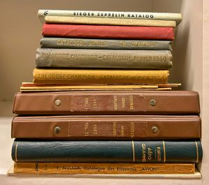 Samenstelling van 14 boeken, alle luchtpost, w.o. 5x Théodore Champion met diverse uitgiftejaren