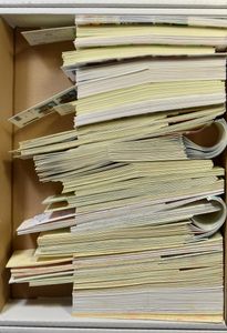 Grote voorraad boekjes, diverse landen w.o. Azoren, Madeira, Nederland, Luxemburg, Zwitserland, Finland, Groot-Brittannië, Faeröer, Kanaaleilanden, Zweden, België, in totaal 2360 stuks, zm/m
