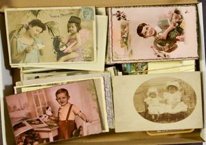 Kinderen, alle klein formaat, wat renners + nog wat varia (170 stuks + diverse items)