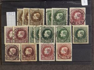 1929/1936 Samenstelling diverse uitgiften op insteekkaartjes, waarbij Grote Montenez, 301, 325 (2x), Infanterie (4x), Sanatorium (2x), Grote Orval, Kruis van Lotharingen, Ridder, 410 (2x), 436/37 (3x), zm/m