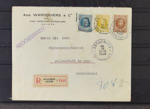 1972/2010 Samenstelling nominaal in jaarmapjes, presentatiemapjes, insteekboek, enkel cijfers geteld (België x 402, Europa x 56, wereld x 17) + zwart-wit blaadjes, NA, Erinnofilie, zm (Frankeerwaarde: €883)