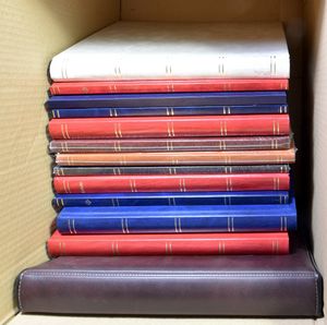 12 stockbooks + folder with plastic sleeves for strips, all as good as new or even brand new