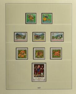 1961/2000 Nice collection in 2 albums, vf (High catalogue value)