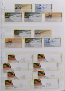 1981/2008 Frankeervignetten (frama's), verzameling in 2 insteekboeken, overwegend volledige sets, zm/m (Frankeerwaarde: €242)