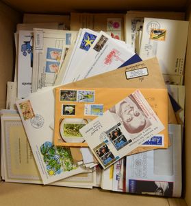 Zusammenstellung von Hunderten von Poststücken aus verschiedenen Ländern und Epochen, einwandfrei/schön