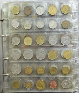 COINS: World, including many sheets from Belgium (14.50 kg) + album (hundreds of items)