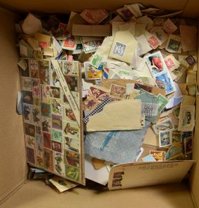 Thousands of stamps from various countries on fragments, vf/f/to be checked