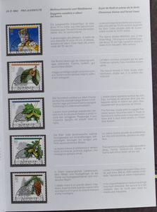 8 annual folders, 1992/1999 cancelled and 2003/2004, vf