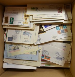 Zusammenstellung von Hunderten von FDCs, verschiedene Länder, mit schönem Thema, einwandfrei/schön