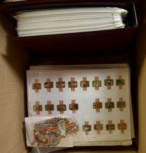 CIGAR BANDS: Series bands alphabetically classified from K-S, in 6 modern binders and some loose sheets
