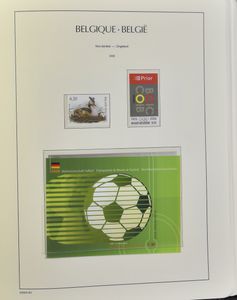 2006 Complete annual set in Leuchtturm LX cover for Bpost executives, including Buzin and various themes, vf (OBP €2,290)