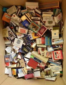 MATCHBOX LABELS: Matchboxes, loose sheets and Belgian coffee advertisement