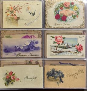 In 2 modern albums, on loose sheets, in box and small album greeting cards (+/-1000 items)