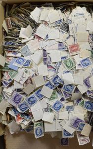 Sehr gut gefüllte Schachteln mit langlaufenden Sätzen, ideal für Stempel- oder Perforationssammler, einwandfrei/schön/zu kontrollieren