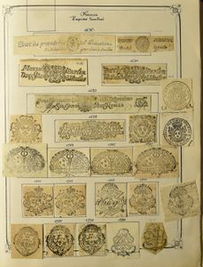 Très ancienne collection de coupures de documents dans un classeur à anneaux, avec beaucoup de France (à partir du XVIIe siècle), ainsi que divers autres pays, dont l'Inde, l'Australie, la Russie, très intéressante d'un point de vue historique, tb/b