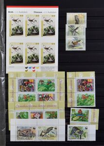 2 WWF albums + 3 stockbooks (**/*/0/FDC), including many complete sets, also some other themes, vf/f/to be checked