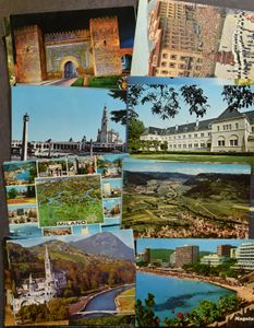 Mainly large format, in 4 shoe boxes (+2000 items)