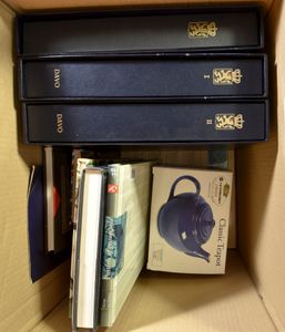 Variadoos with remnants Belgium and 3 Davo albums, some stamp calendars, various countries in box, literature, vf/f/to be checked