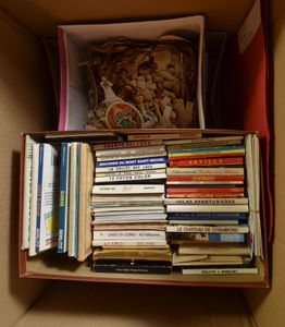 MISCELLANEOUS: Photographs of cyclists, snapshots (modern), cigar bands, including BK Jewish correspondence