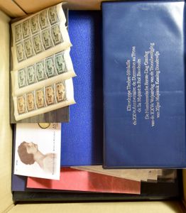 Accumulation including nominal, Buzin stamps, MK, 3 commemorative folders with Boudewijn coin, 407/9 in sheetlets of 10, vf