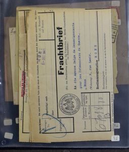 1914/1918 Interesting accumulation (ZK/BRF/stationery) of 40 field postcards + letters, including a consignment note and train postmarks, vf/to be checked