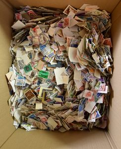 All paper-free, with quite a few large and themed items, f/to be checked