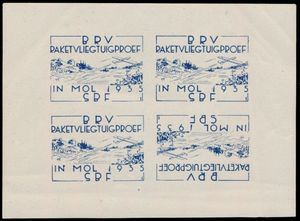 E 10 Velletje blauw, enkele originele gomplooien, maar overigens zéér fris en zeldzaam, m (OBP €800)